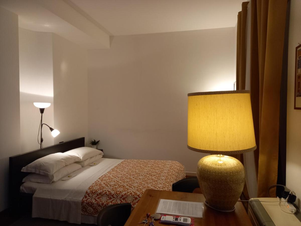 Corso Venezia 33 Milánó Kültér fotó